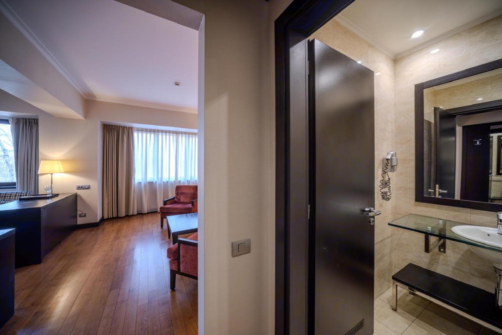 Hotel Rivo Temešvár Exteriér fotografie
