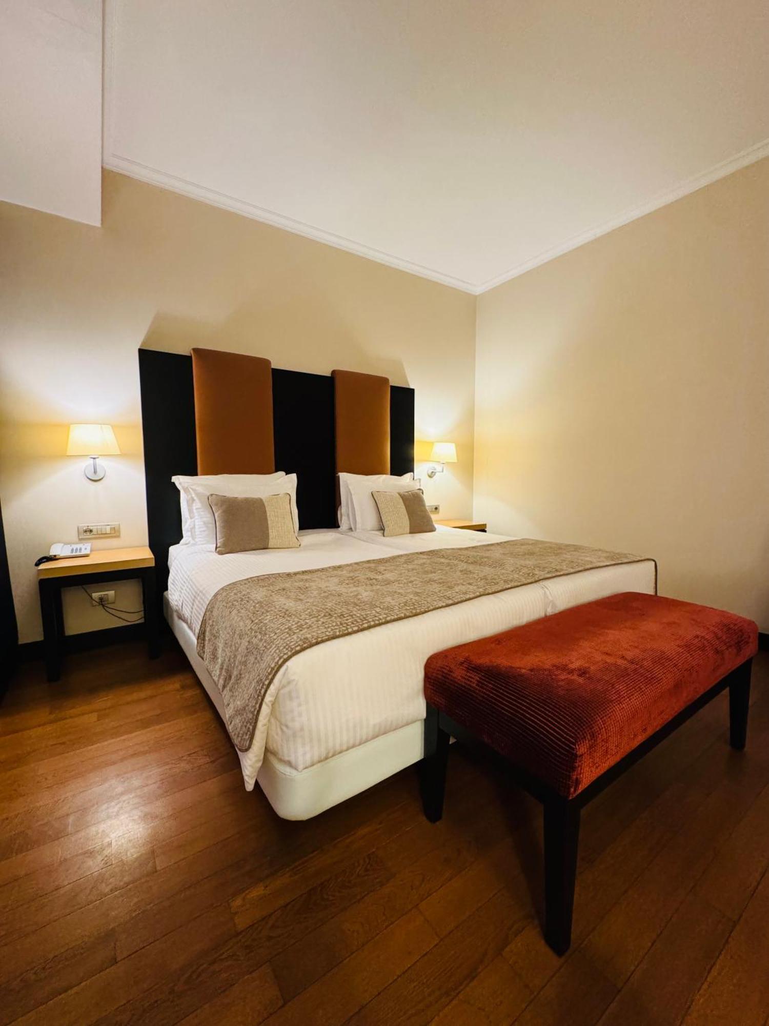 Hotel Rivo Temešvár Exteriér fotografie